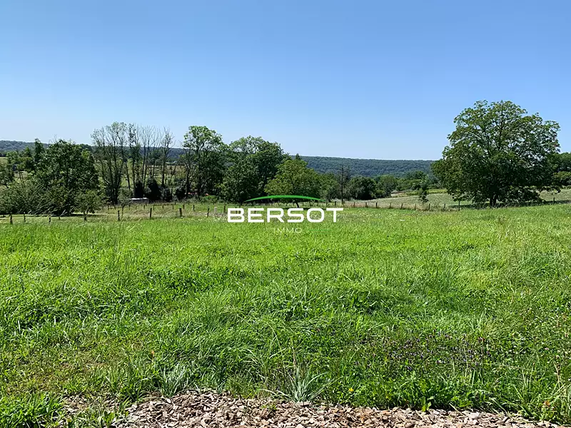 Terrain, 1 446 m²
