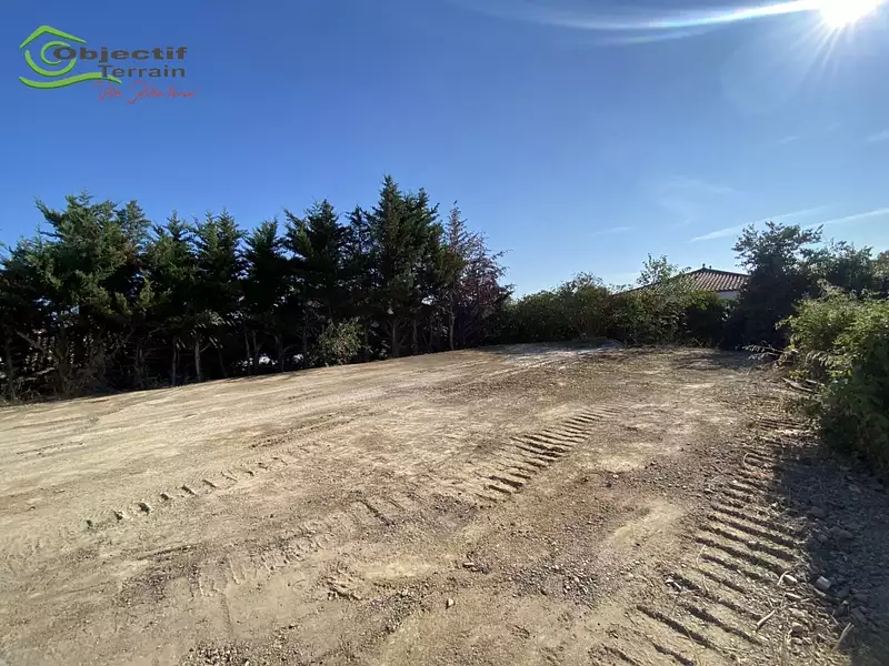Terrain, 691 m²