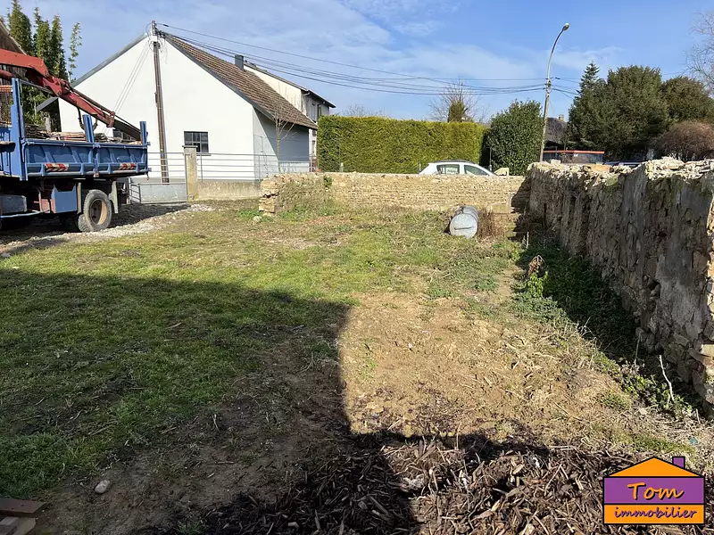 Terrain, 713 m²