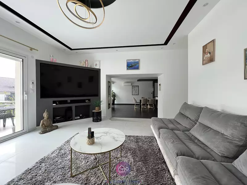Maison, 151,8 m²