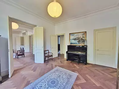 Appartement, 330 m²