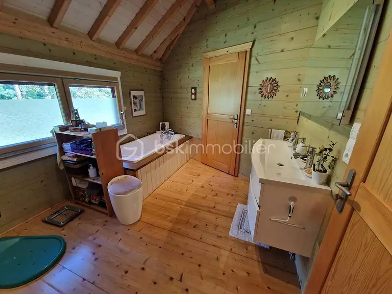 Maison, 218 m²