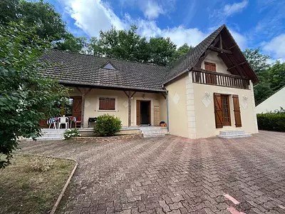 Maison, 166 m²