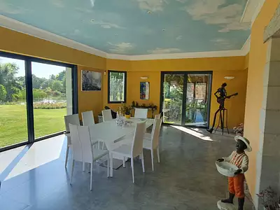 Maison, 248 m²