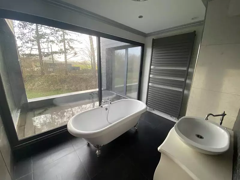 Maison, 268 m²