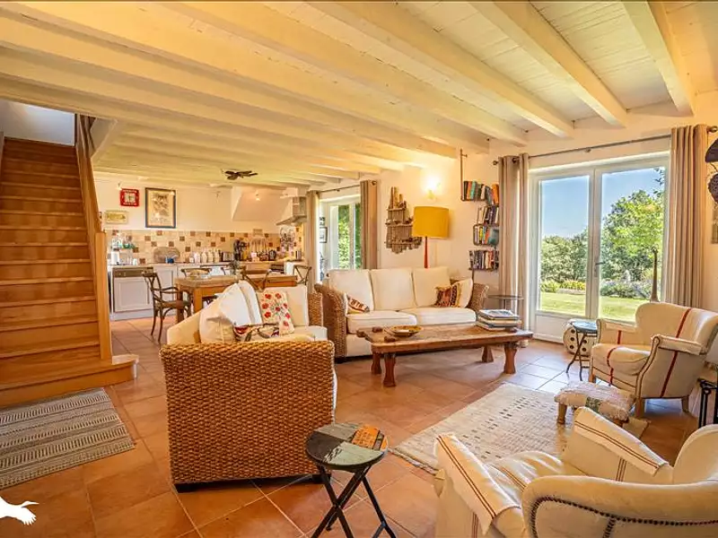 Maison, 162 m²