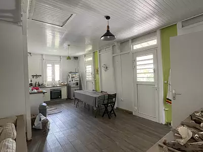 Maison, 220 m²