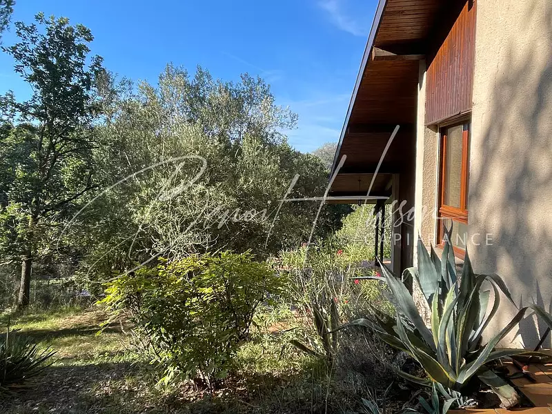 Maison, 214 m²