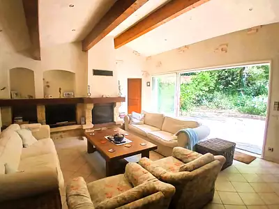 Maison, 270 m²
