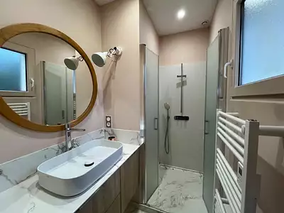 Maison, 239 m²