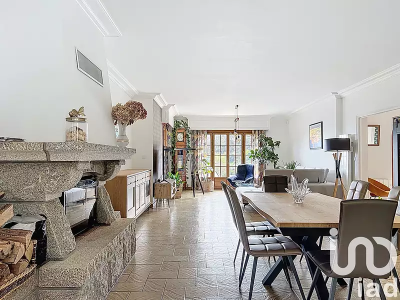 Maison, 223 m²