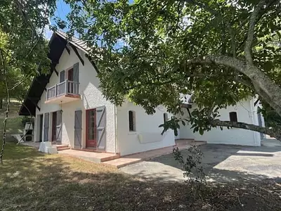 Maison, 185 m²