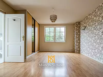 Maison, 243 m²