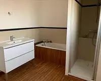 Immeuble, 654 m²