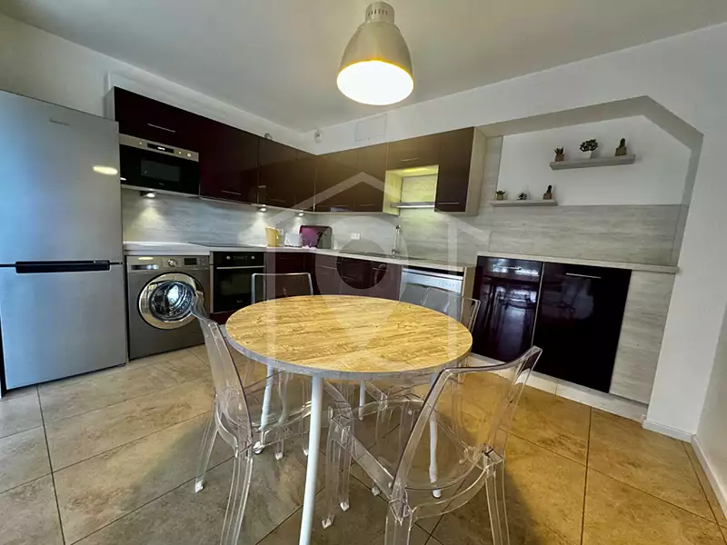 Maison, 326 m²