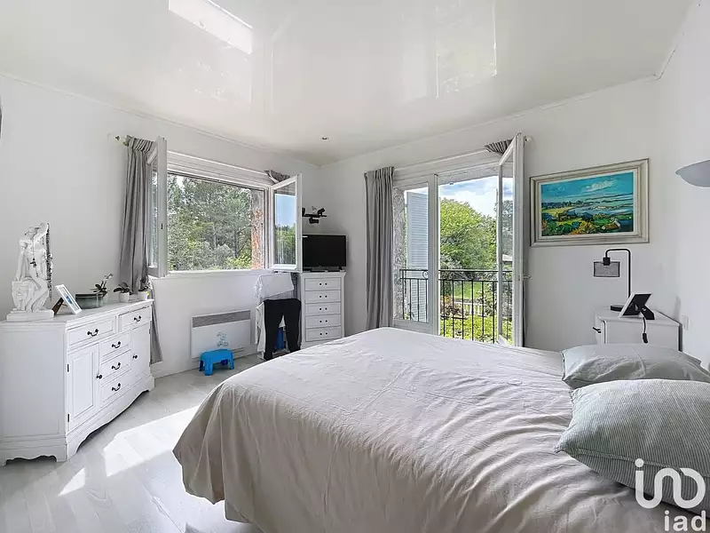 Maison, 166 m²