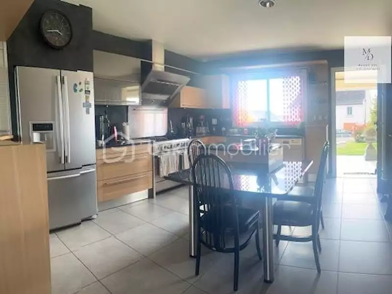 Maison, 300 m²