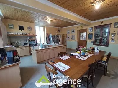 Maison, 348 m²
