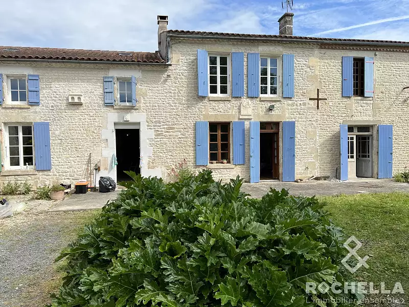 Maison, 185 m²