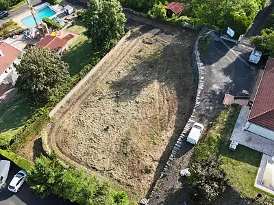 Terrain, 643 m²