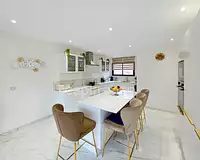 Maison, 180 m²