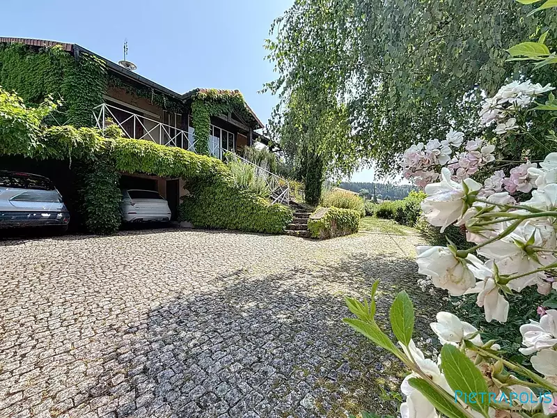 Maison, 232 m²