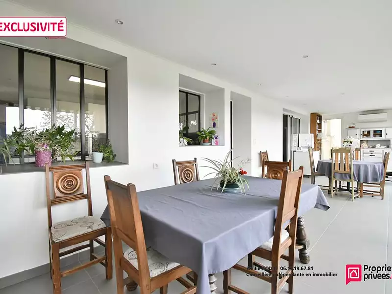 Maison, 180 m²