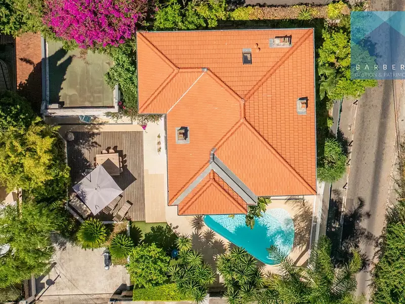 Maison, 217 m²