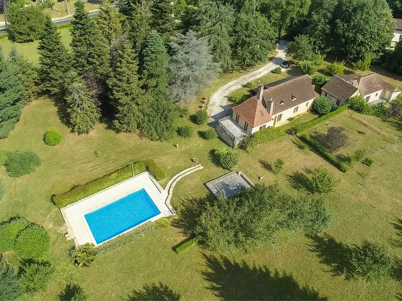 Maison, 230 m²
