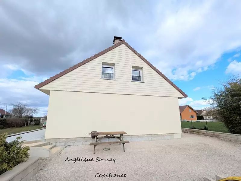 Maison, 167 m²