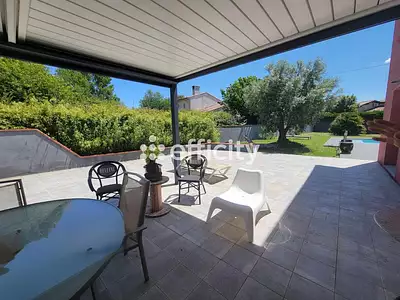 Maison, 165 m²