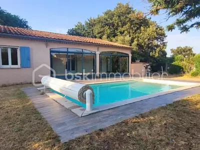 Maison, 157 m²
