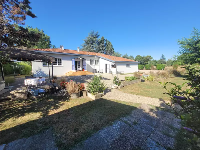 Maison, 143 m²