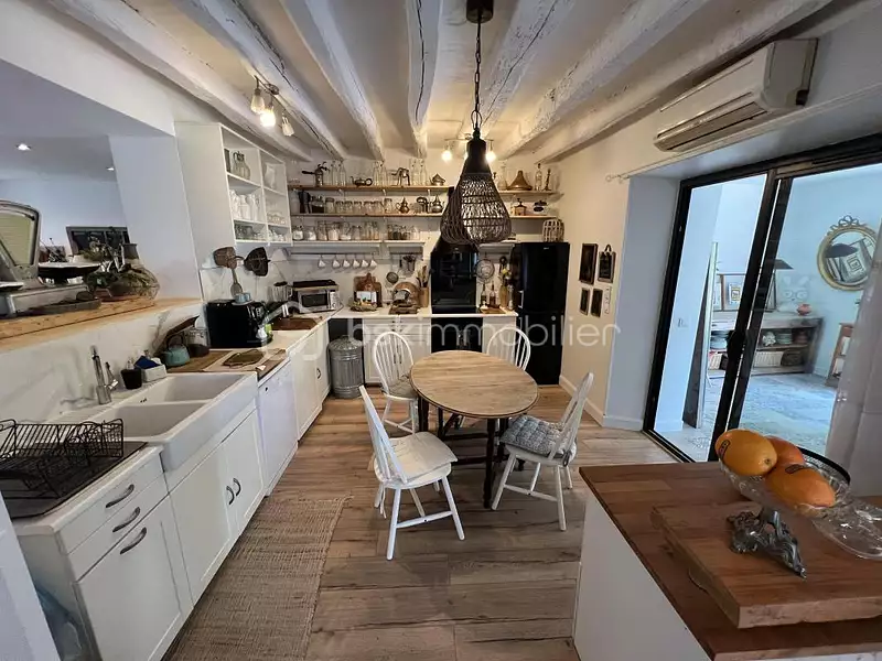 Maison, 165 m²