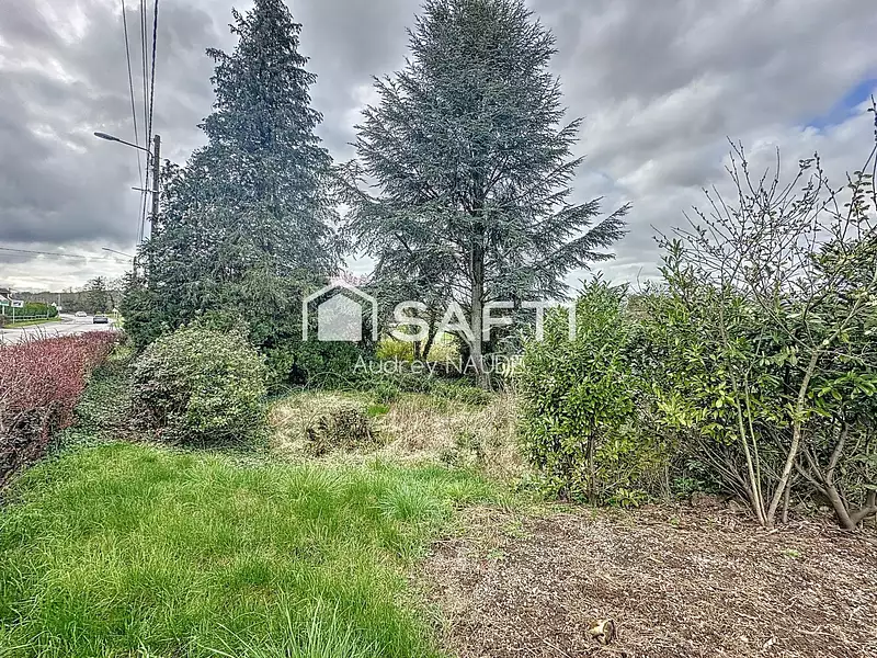 Terrain, 1 121 m²