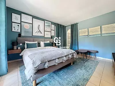 Maison, 180 m²