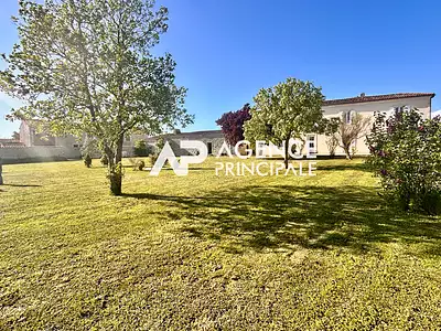 Maison, 335 m²