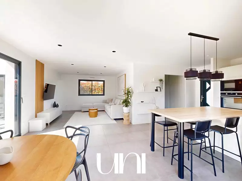 Maison, 128 m²