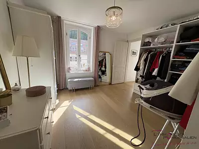 Maison, 280 m²