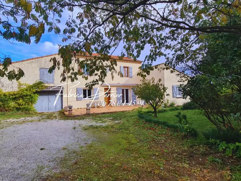 Maison, 160 m²