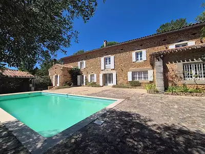 Maison, 286 m²