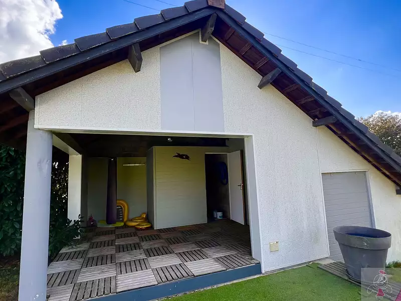 Maison, 204 m²