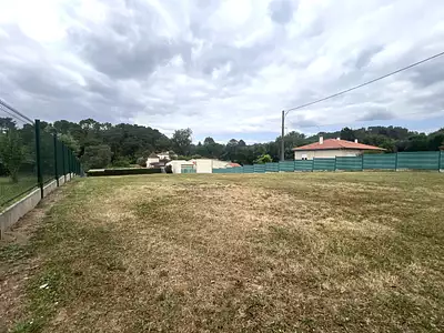 Terrain, 1 705 m²