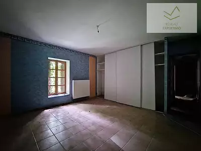 Immeuble, 277 m²