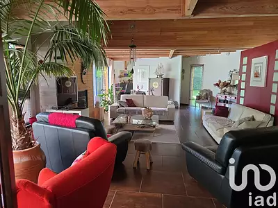 Maison, 243 m²