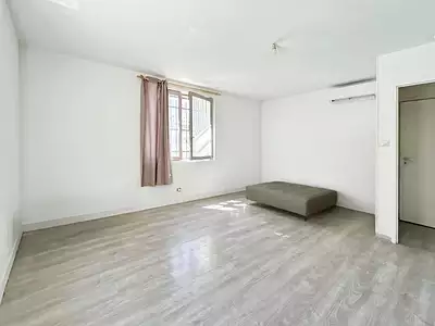 Immeuble, 105 m²