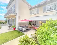Maison, 230 m²