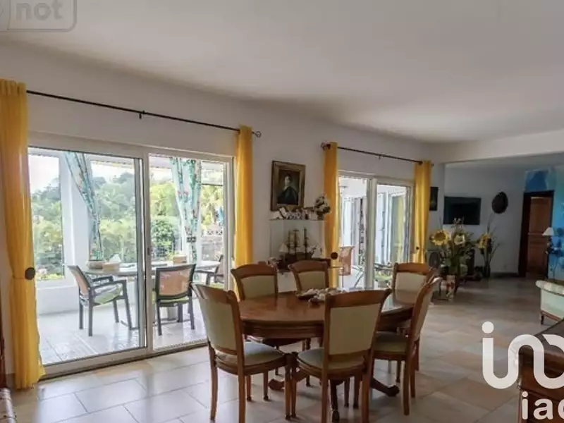 Maison, 187 m²