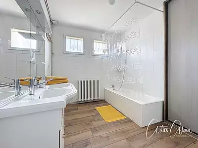 Maison, 94 m²