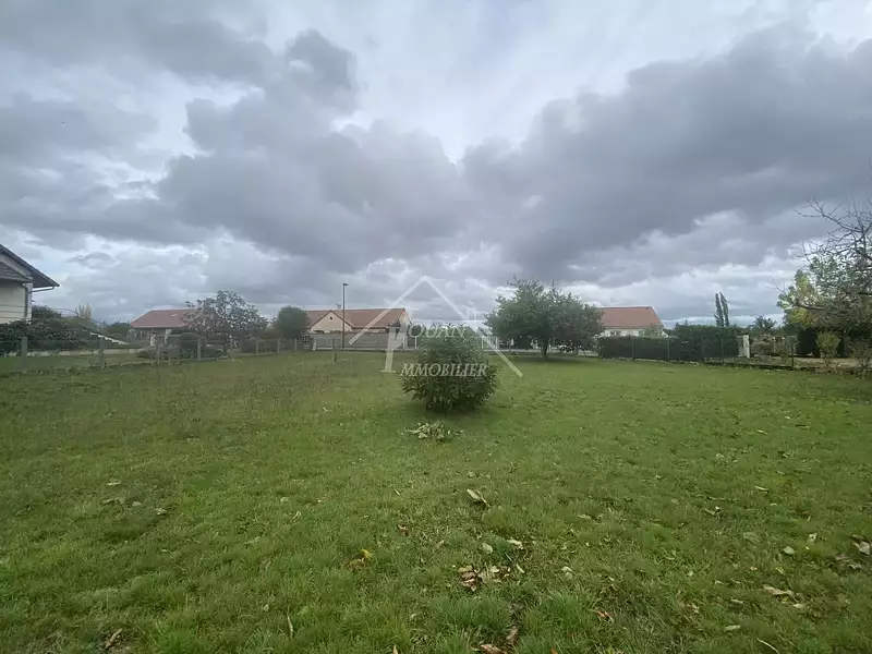 Terrain, 869 m²